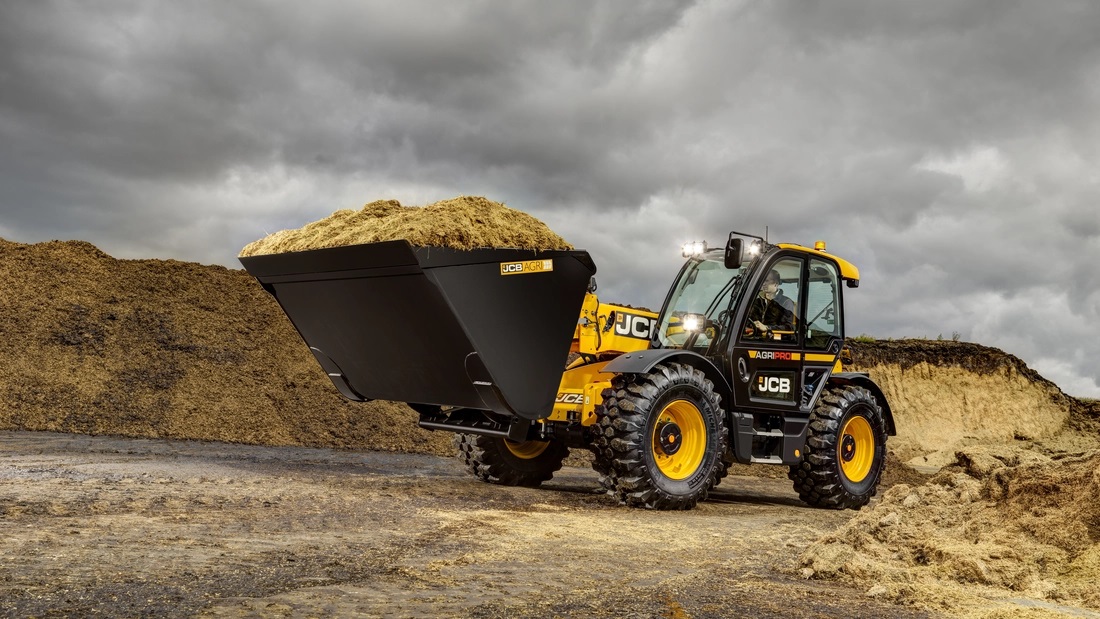 JCB發布伸縮臂叉裝車Loadall新品546-70和555-70