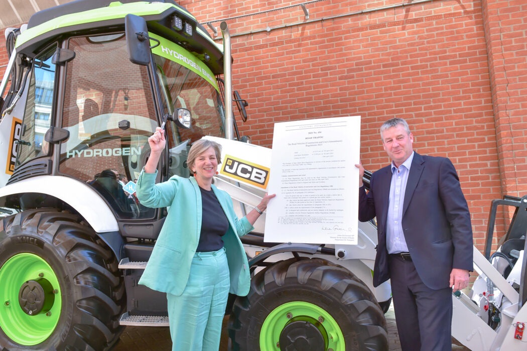 1748997529505463.jpg 1748997529505463.jpg